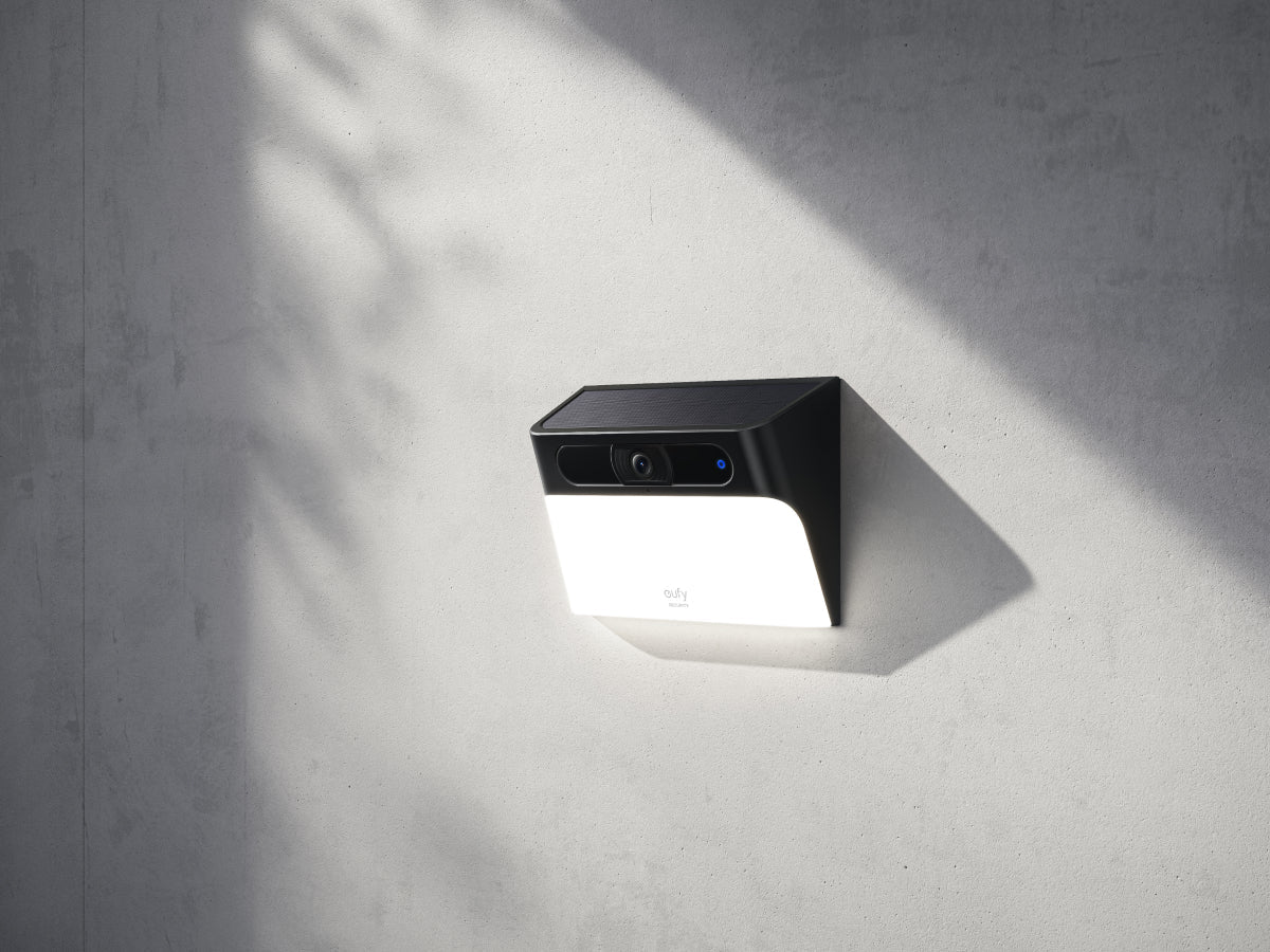 EufyCam Outdoor Solar Wall Light Cam S120