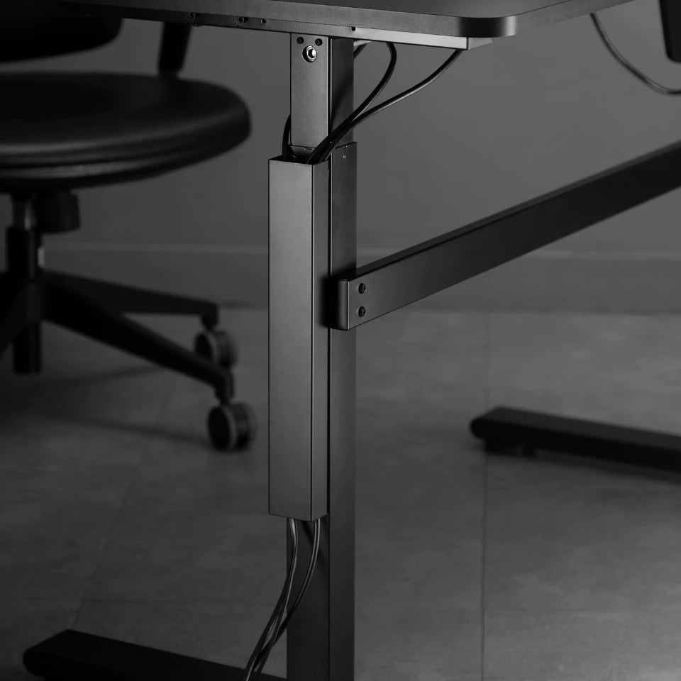 the Aryl™ Magnetic Cable Management Channel